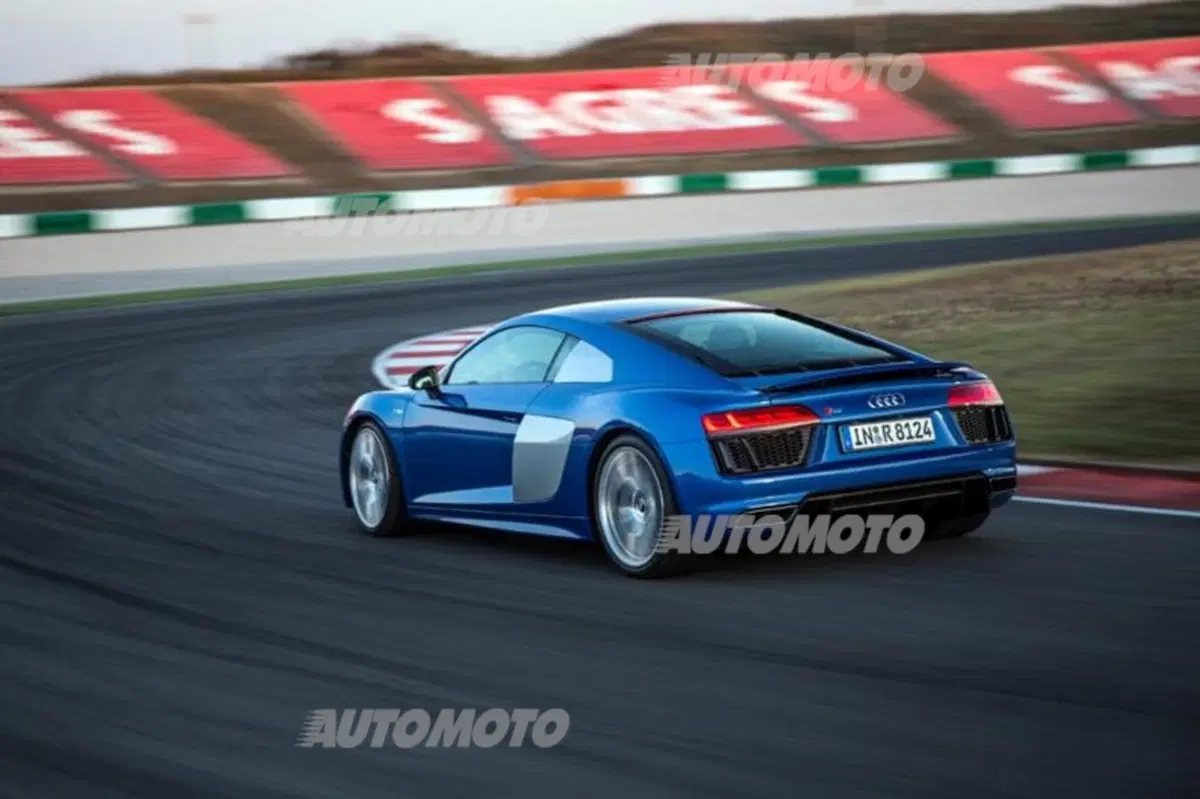 Nuova Audi R8 (8)