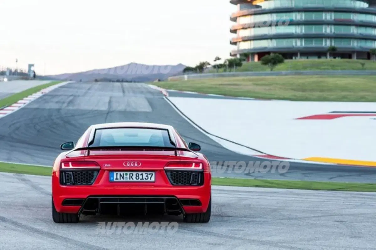 Nuova Audi R8 (15)