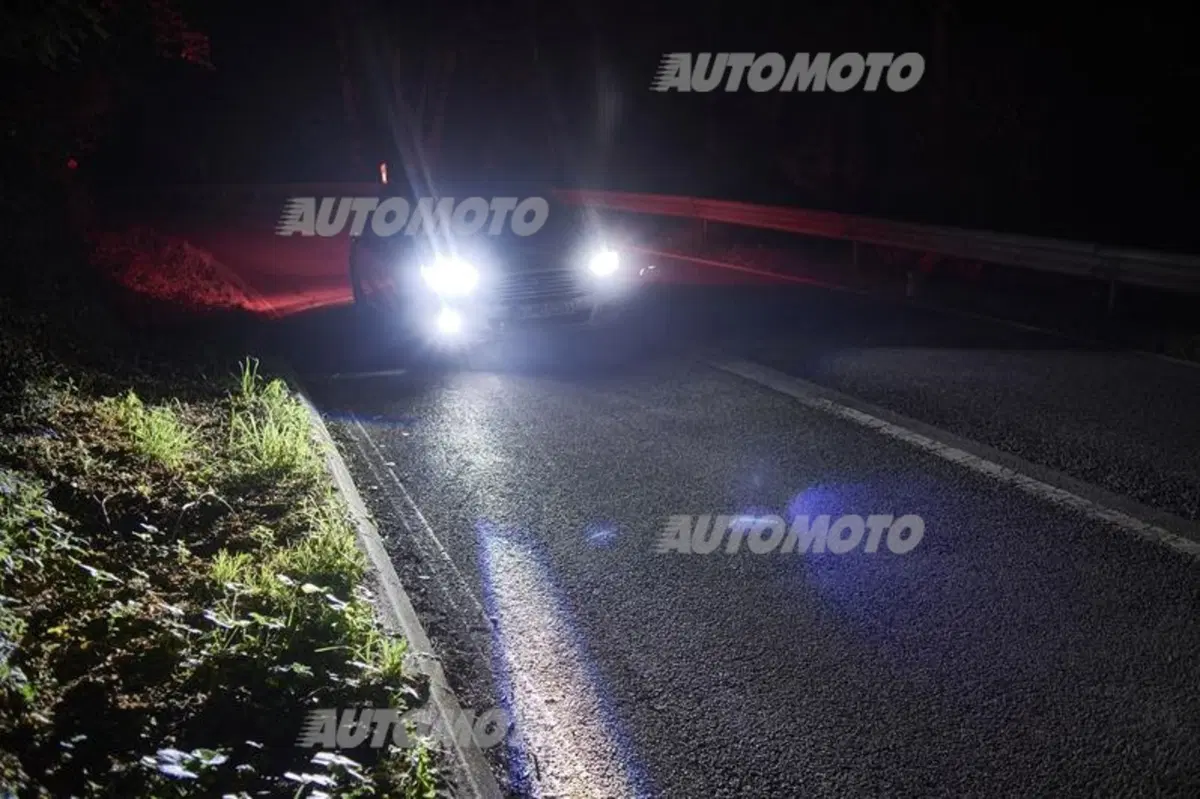 Ford mette il GPS nei fari [VIDEO] (2)