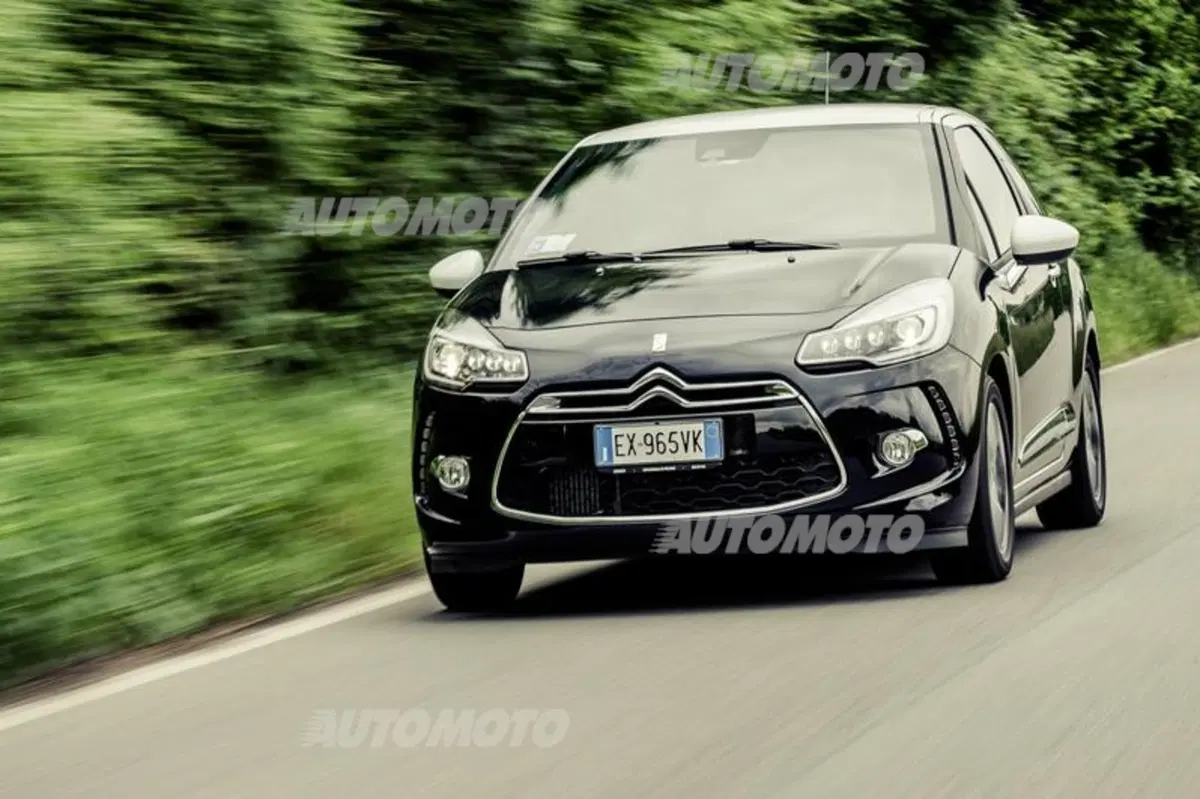 DS3 1.2 Pure Tech 110 cv So Chic [VIDEO] (4)