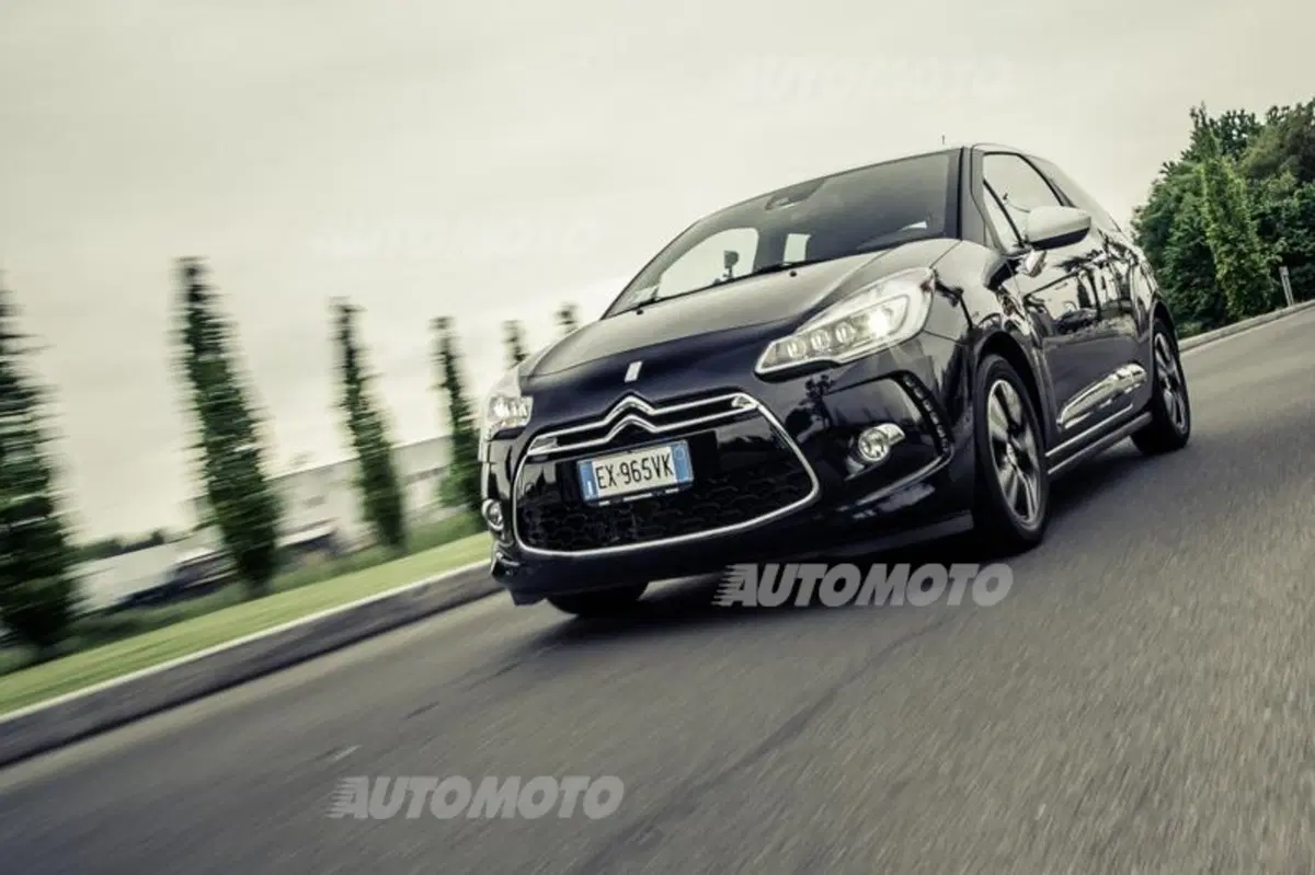 DS3 1.2 Pure Tech 110 cv So Chic [VIDEO] (14)