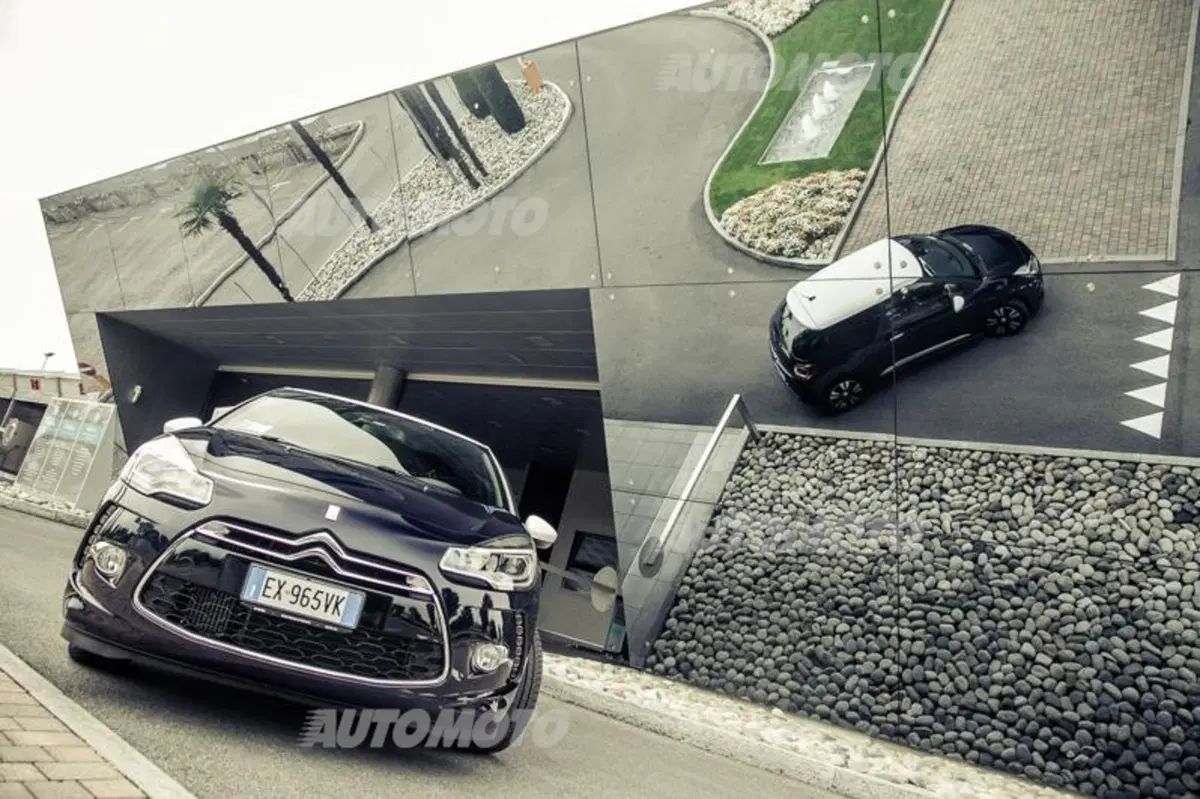 DS3 1.2 Pure Tech 110 cv So Chic [VIDEO] (17)