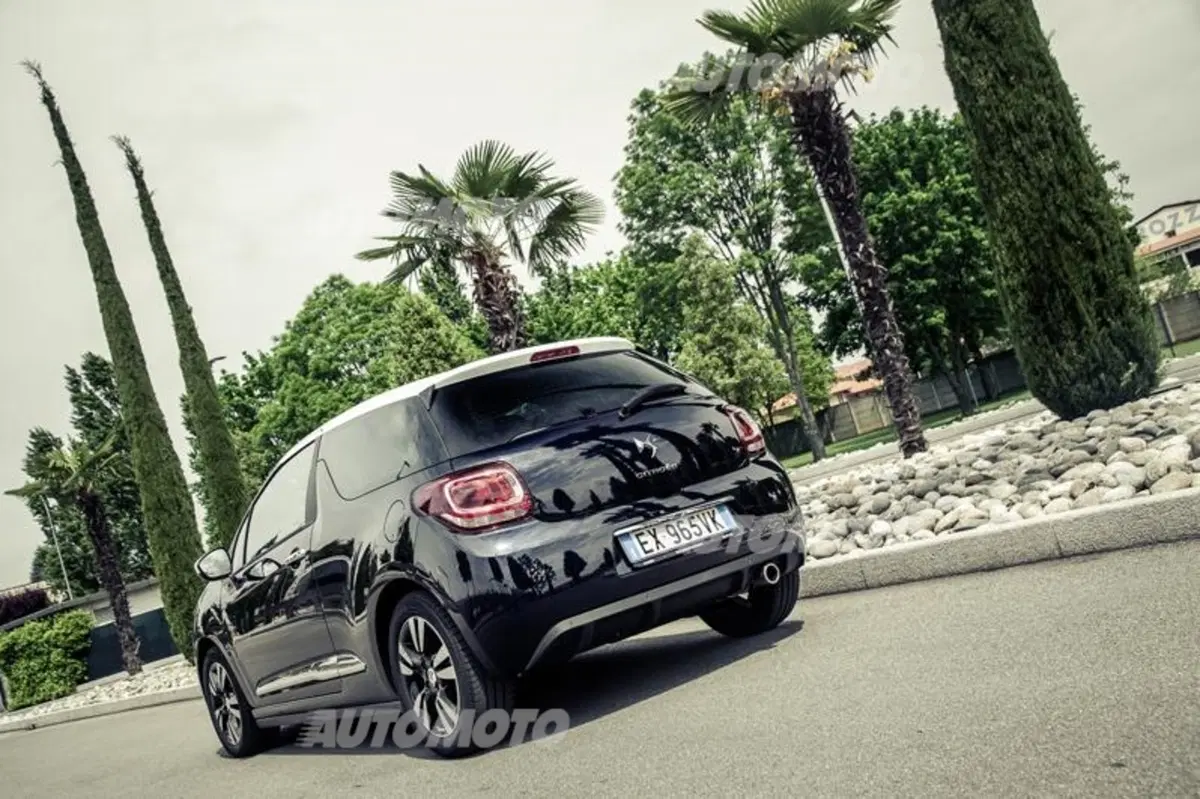 DS3 1.2 Pure Tech 110 cv So Chic [VIDEO] (20)
