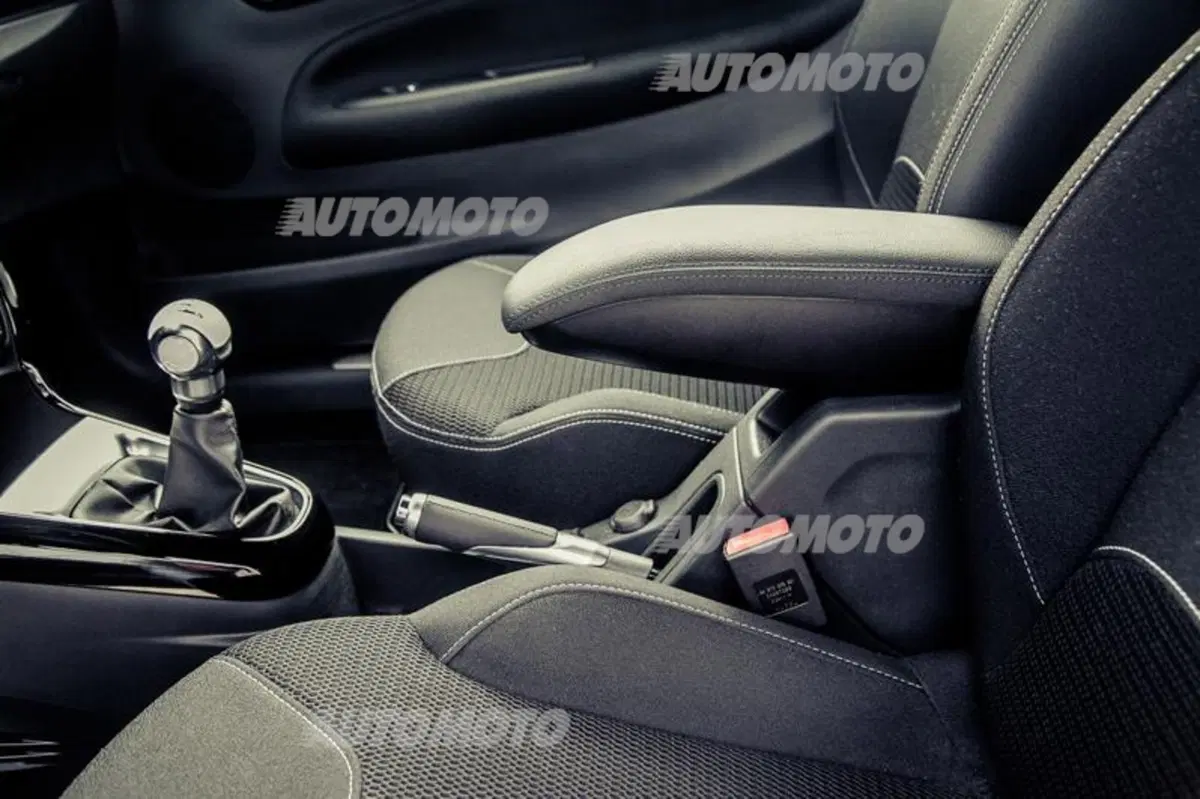 DS3 1.2 Pure Tech 110 cv So Chic [VIDEO] (26)