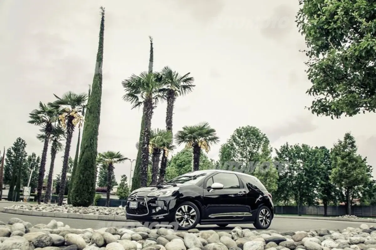 DS3 1.2 Pure Tech 110 cv So Chic [VIDEO] (29)