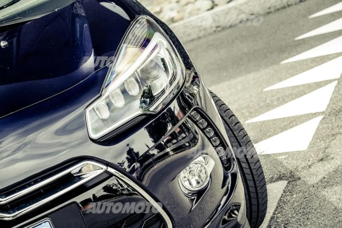 DS3 1.2 Pure Tech 110 cv So Chic [VIDEO] (34)