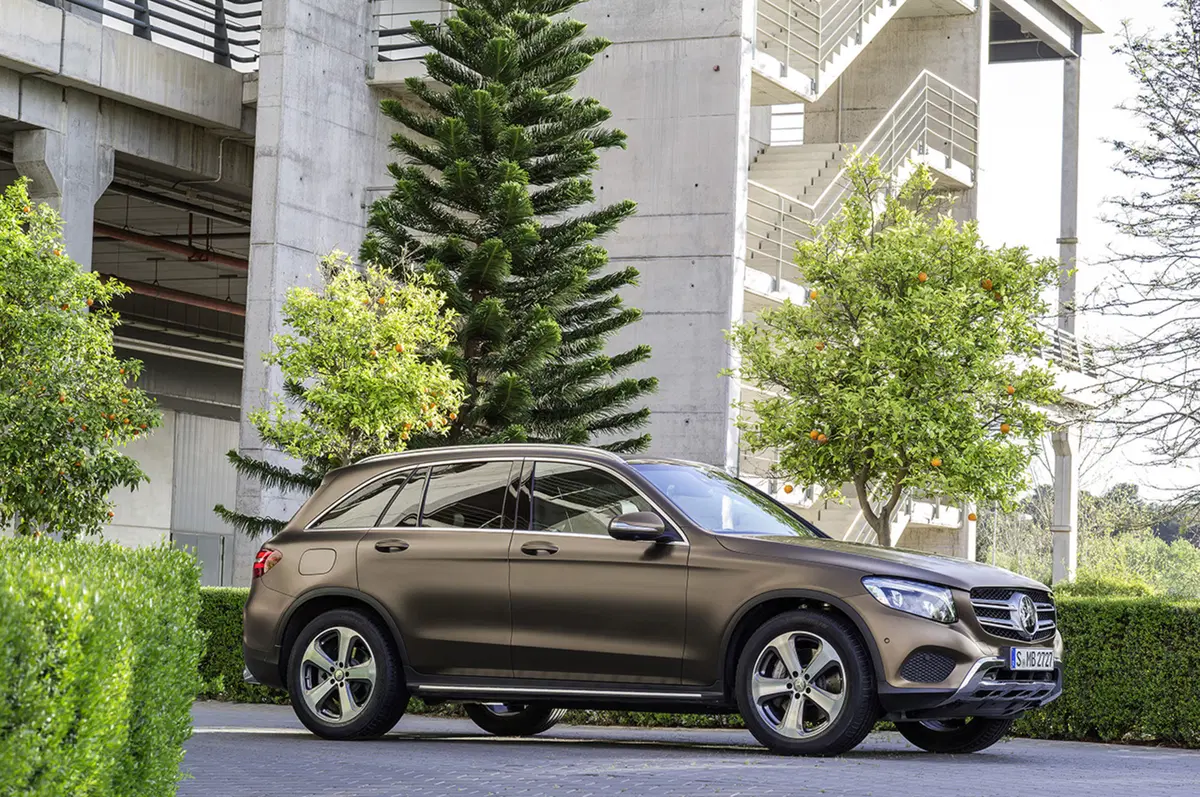 Mercedes GLC (6)
