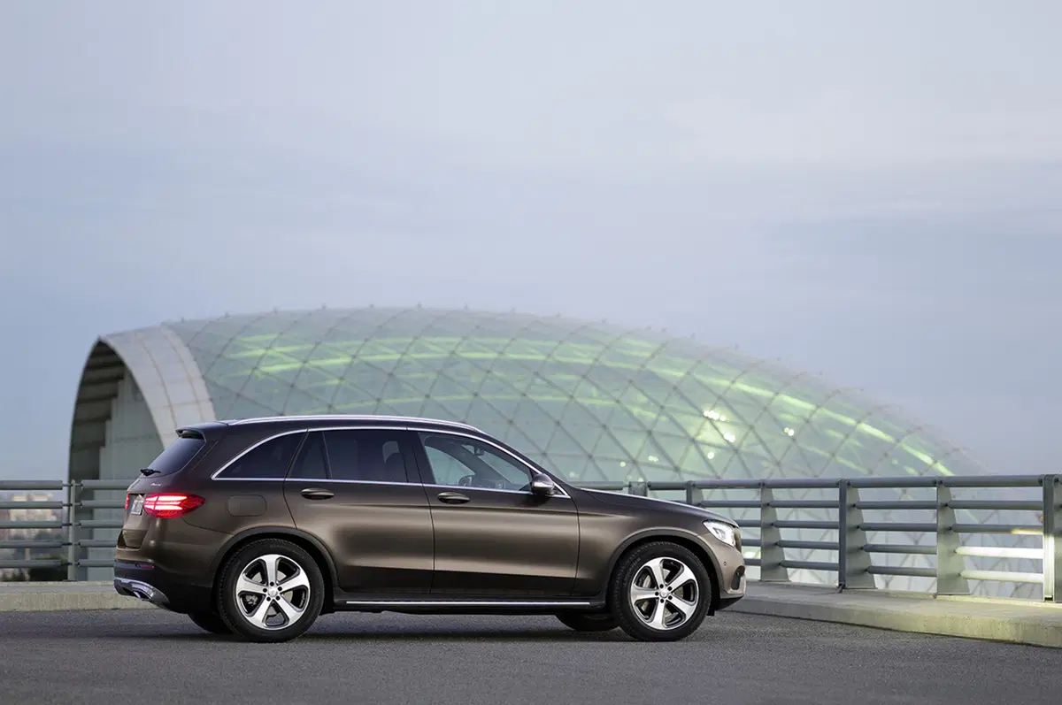 Mercedes GLC (10)