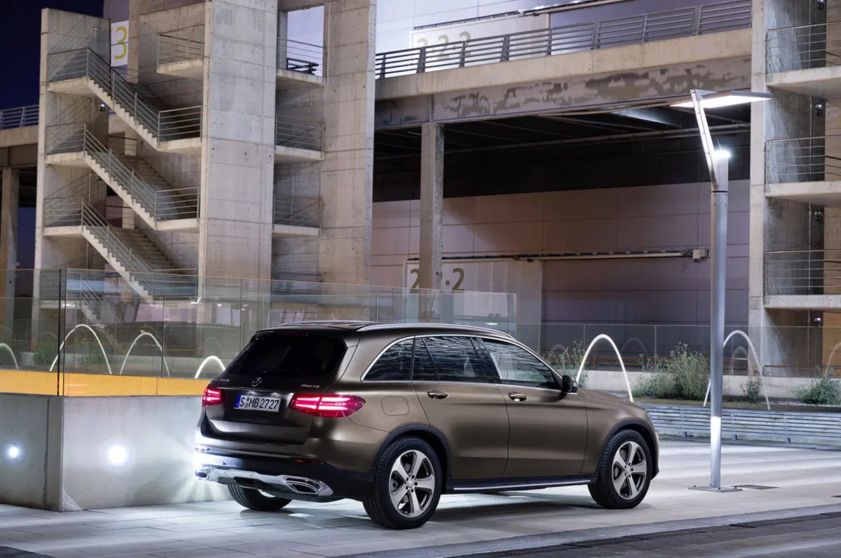 Mercedes GLC (12)