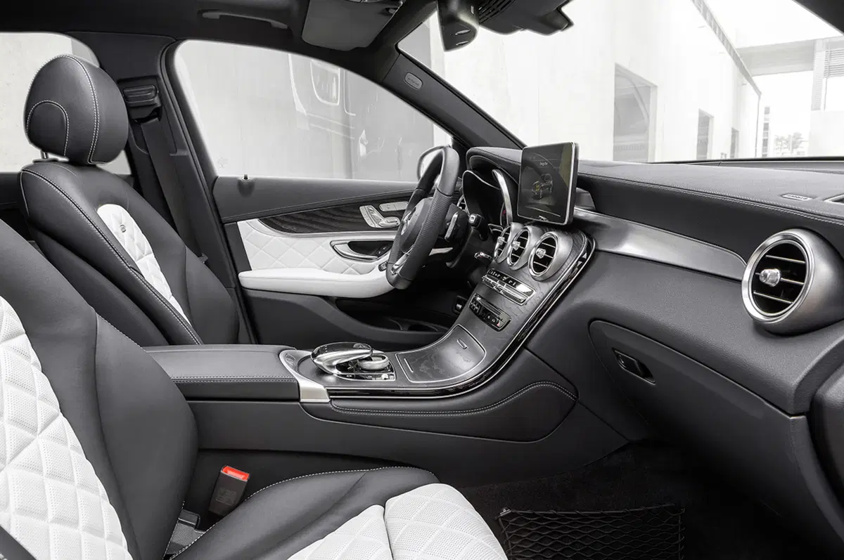 Mercedes GLC (24)