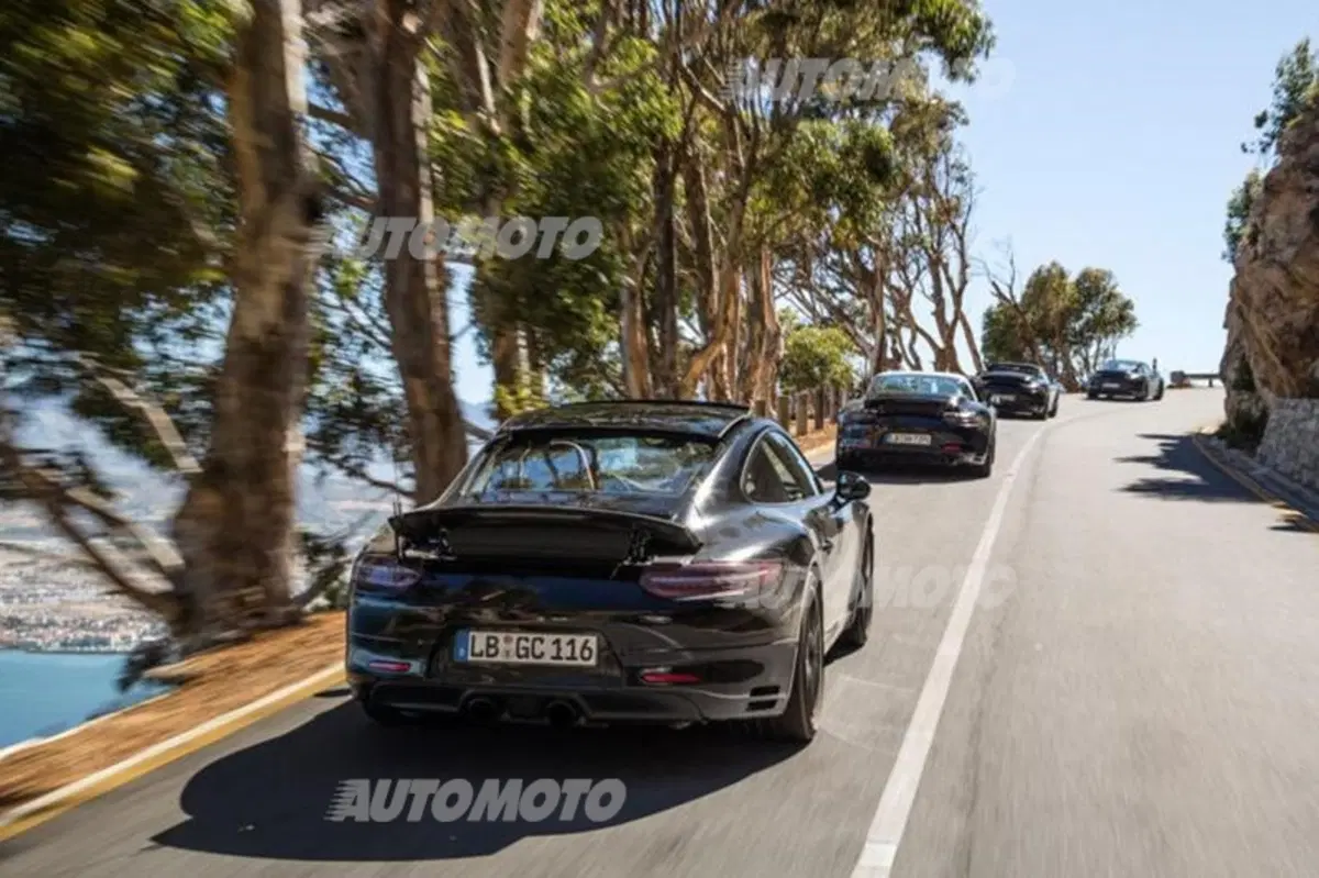 Porsche 911 restyling: i motori saranno tutti turbo, ecco la preview (11)