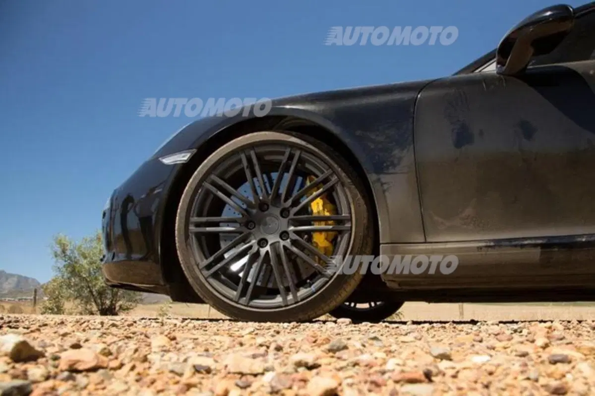 Porsche 911 restyling: i motori saranno tutti turbo, ecco la preview (16)