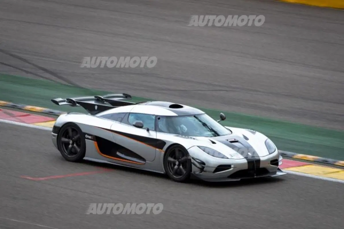 Koenigsegg: «Un'auto da 1.500 CV può essere bella da guidare come una Lotus» (12)