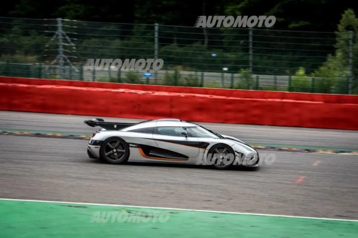 Koenigsegg: «Un'auto da 1.500 CV può essere bella da guidare come una Lotus» (16)