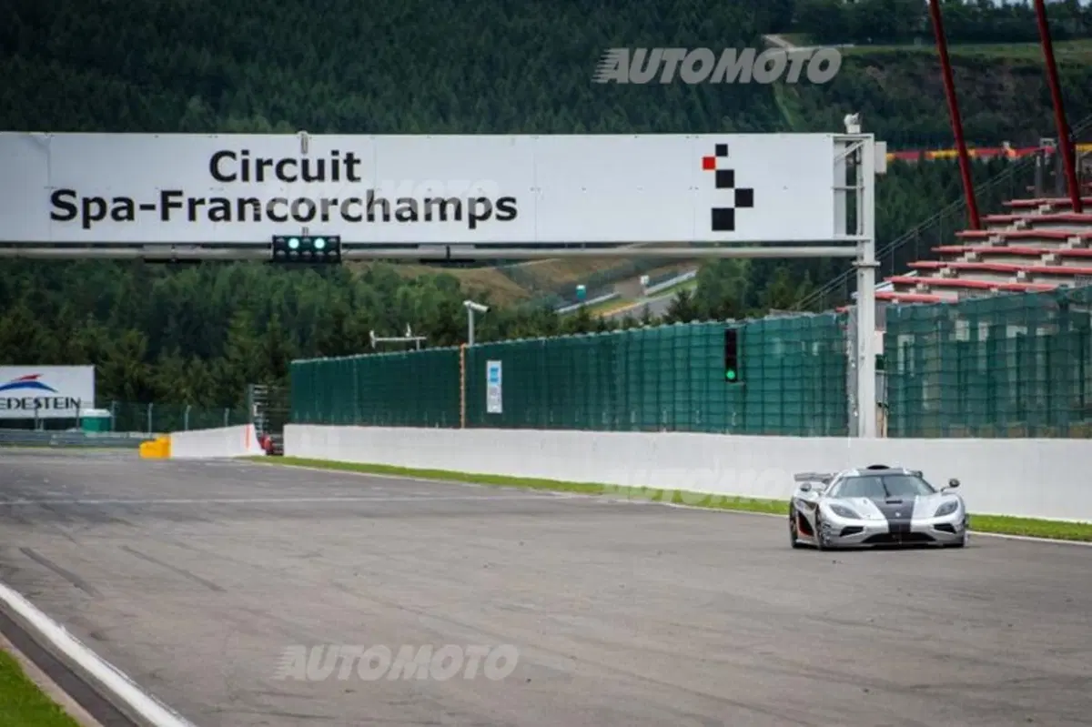 Koenigsegg: «Un'auto da 1.500 CV può essere bella da guidare come una Lotus» (17)