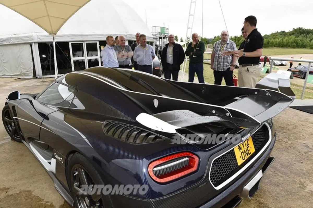 Koenigsegg: «Un'auto da 1.500 CV può essere bella da guidare come una Lotus» (23)
