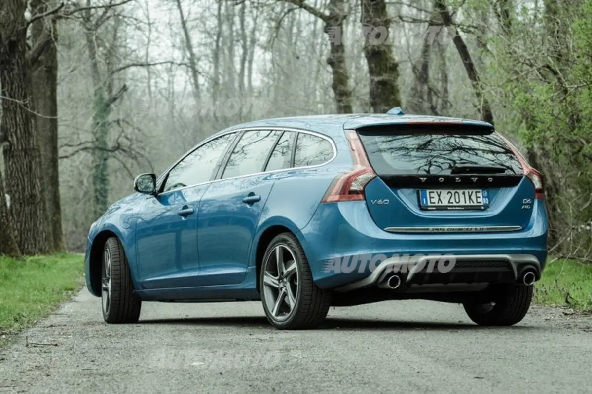 Volvo V60 Diesel Plug-in Hybrid [video] (10)
