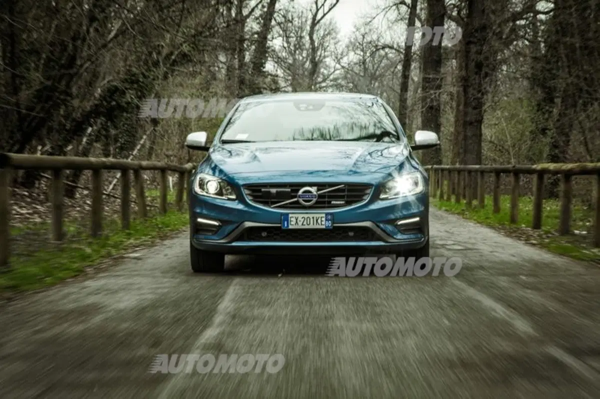 Volvo V60 Diesel Plug-in Hybrid [video] (15)