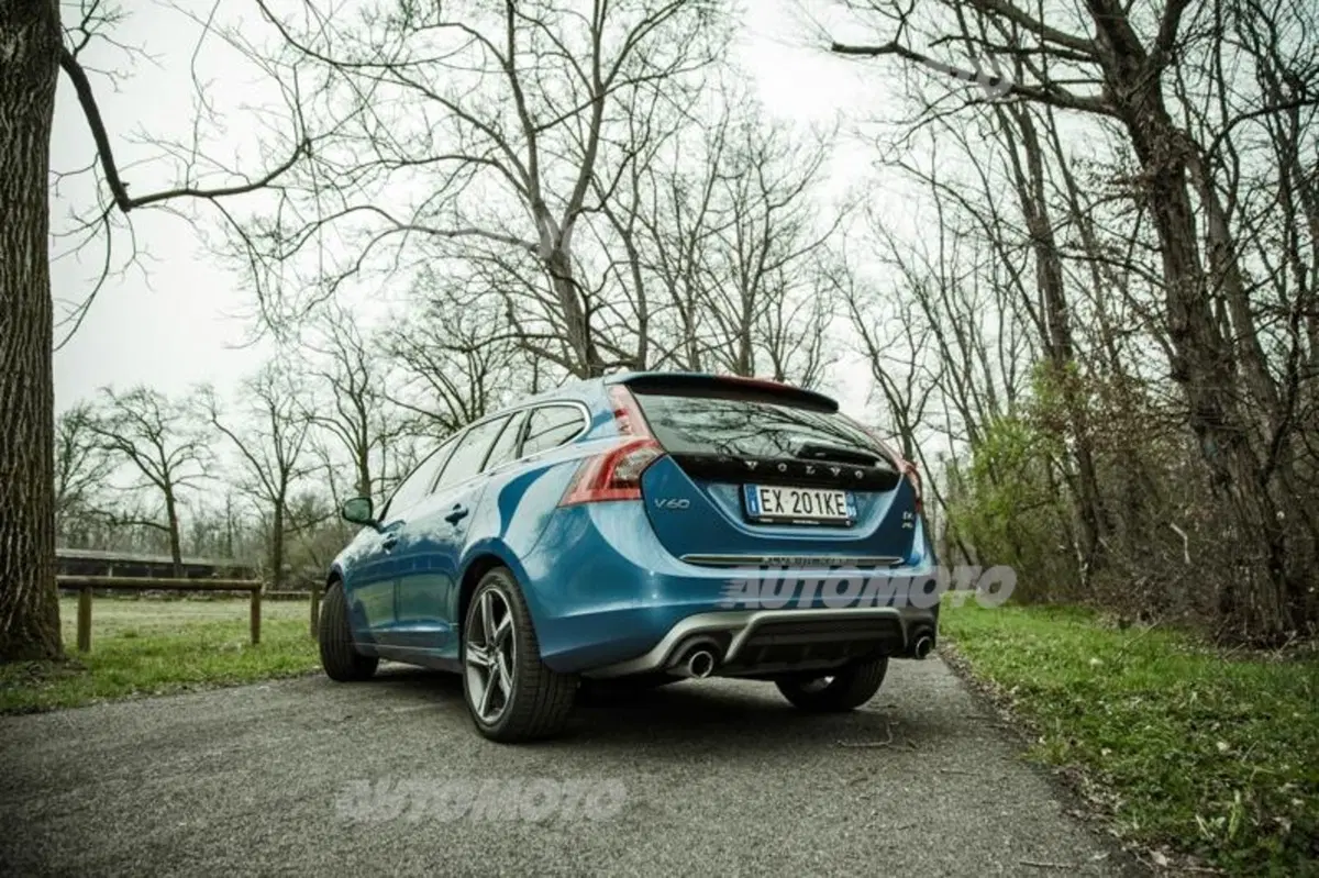 Volvo V60 Diesel Plug-in Hybrid [video] (20)