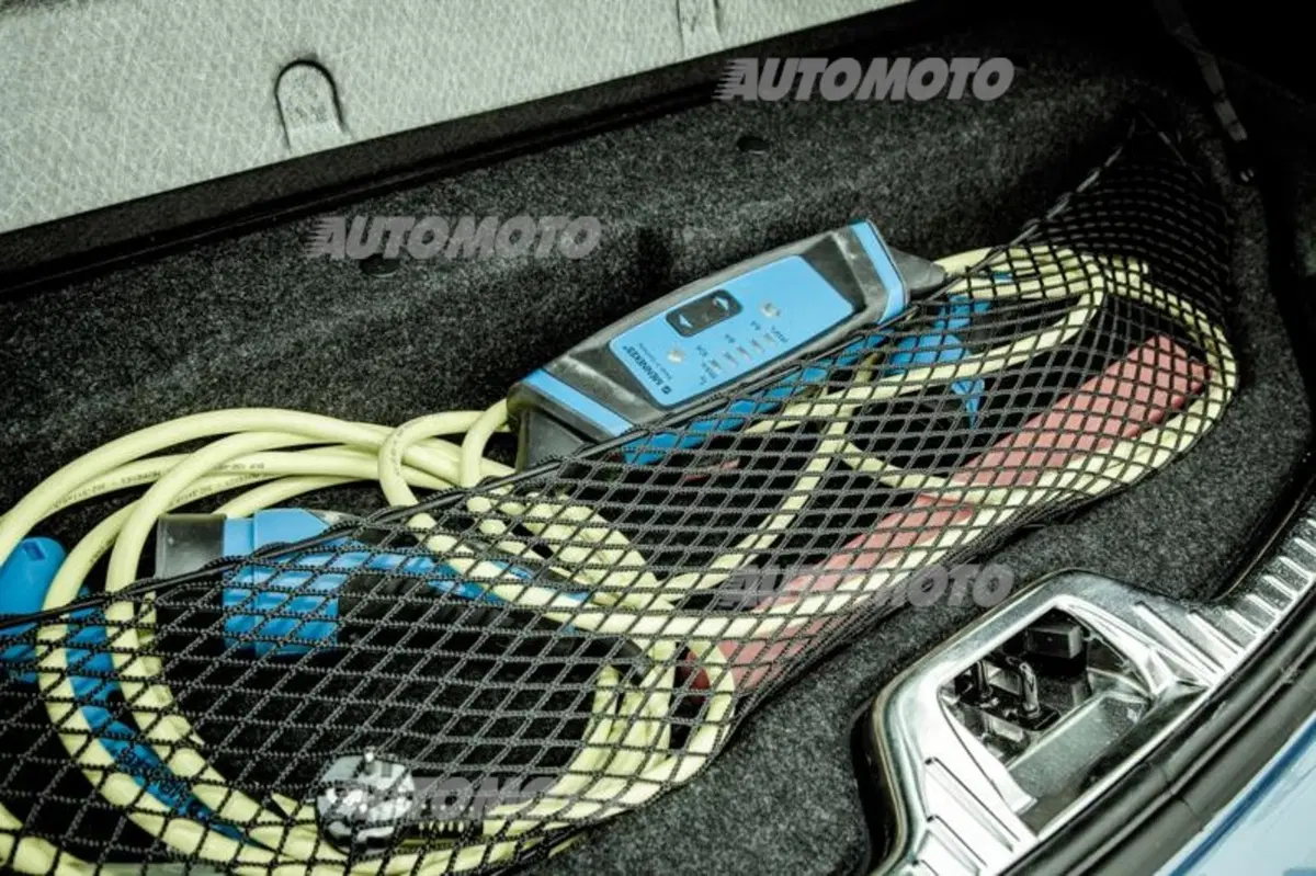 Volvo V60 Diesel Plug-in Hybrid [video] (40)