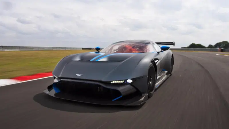 Aston Martin Vulcan a Spa per la 24 Ore