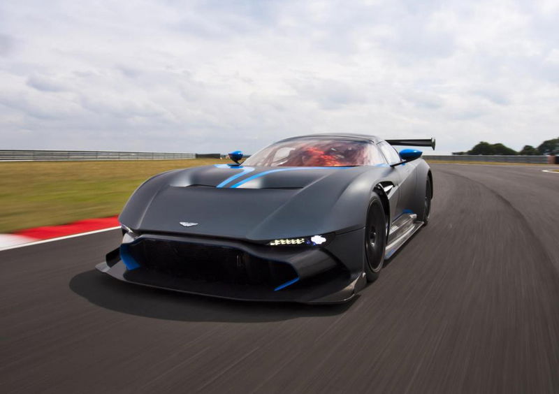 Aston Martin Vulcan a Spa per la 24 Ore