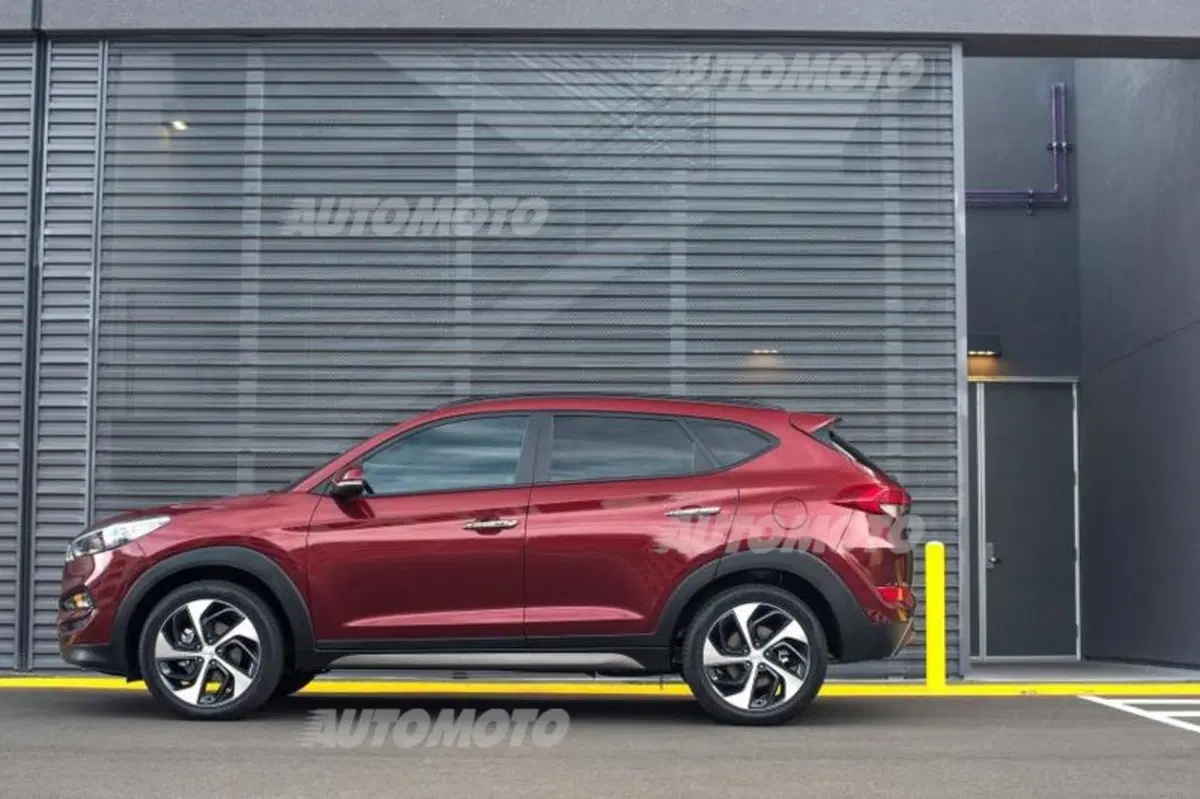 Hyundai Tucson: ecco i prezzi per l'Italia (12)