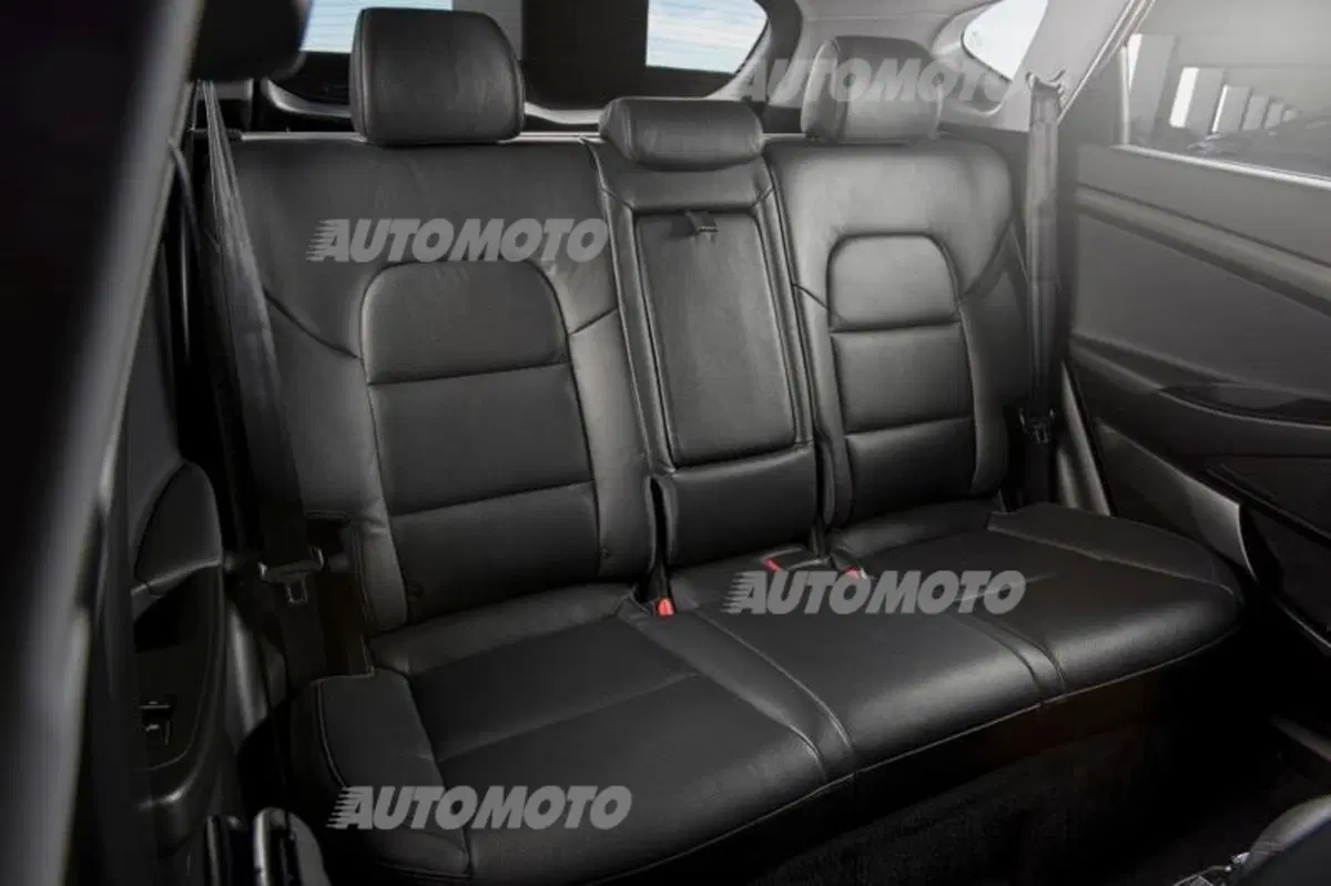 Hyundai Tucson: ecco i prezzi per l'Italia (19)