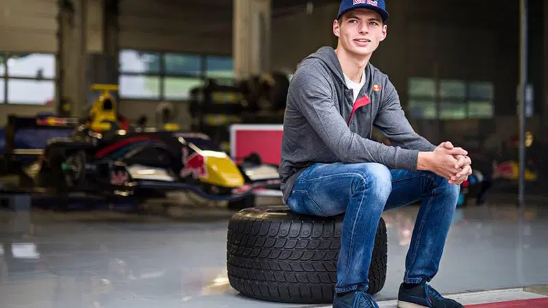 Villeneuve: &laquo;Mancano fanatismo in pista e rispetto per i piloti&raquo;