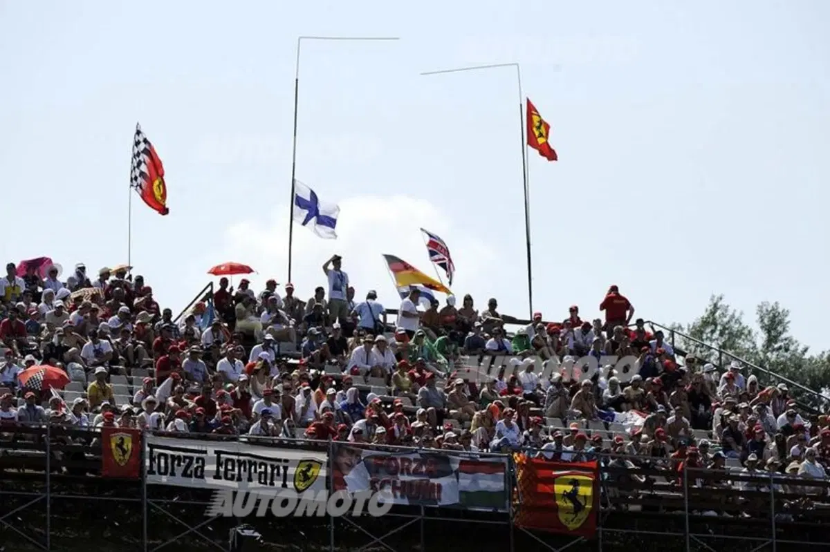 F1, Gp Ungheria 2015: pole per Hamilton. Vettel terzo (3)