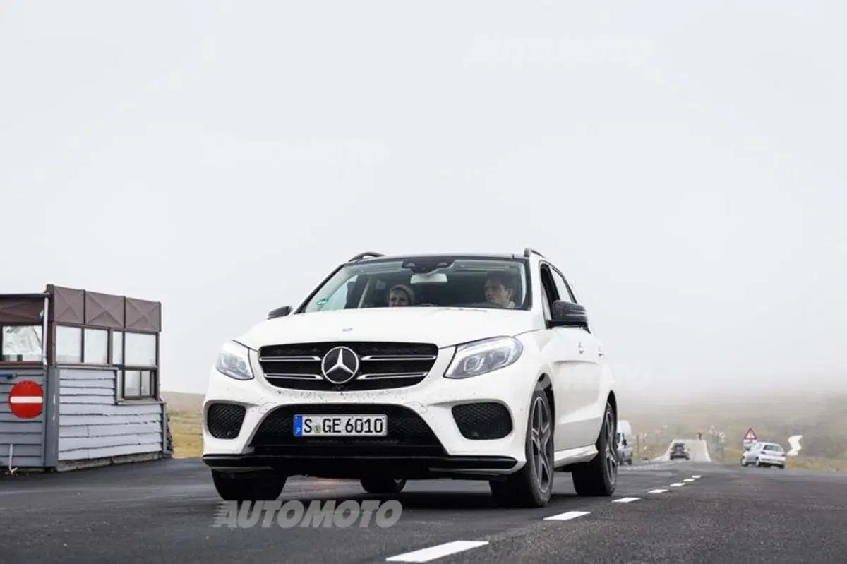 Mercedes GLE [Video] (26)