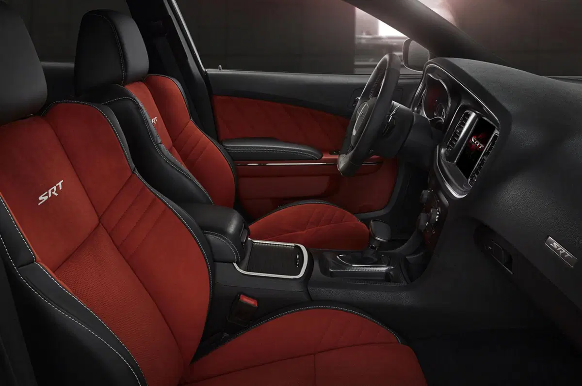 Dodge Charger e Challenger SRT Hellcat: raddoppiata la produzione per il 2016 (25)