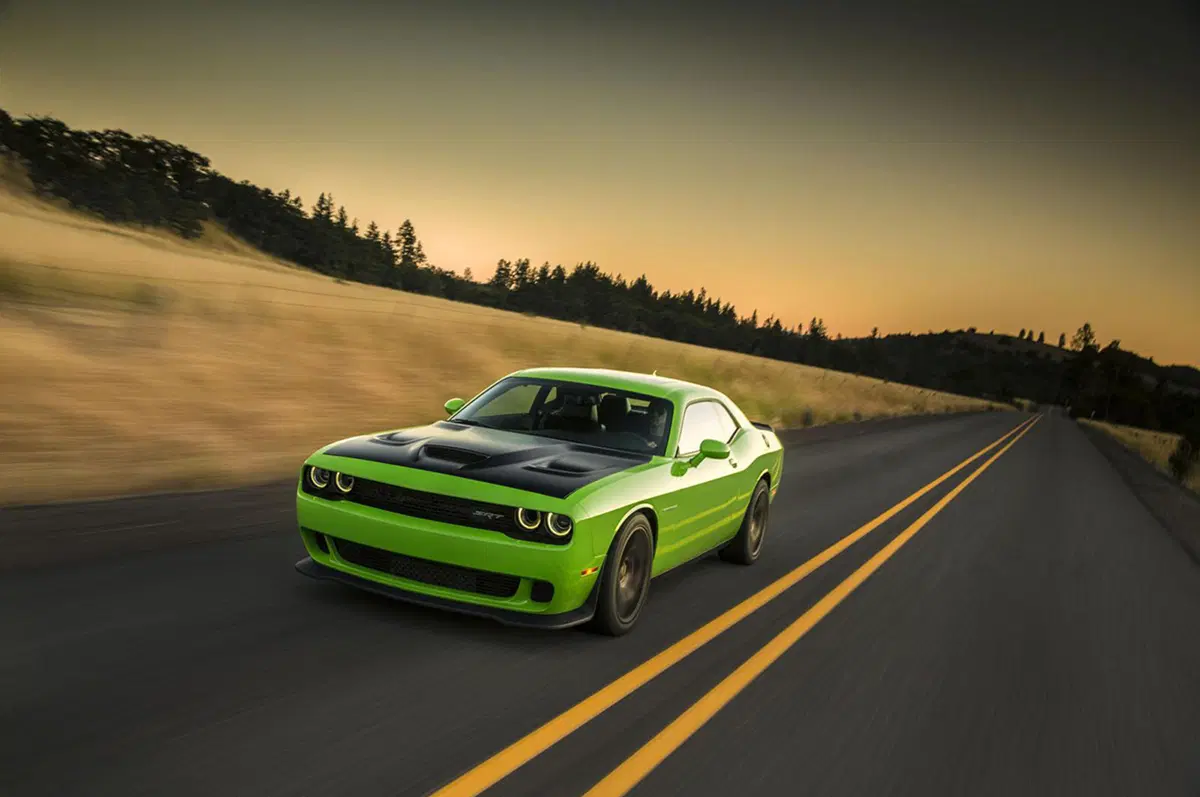 Dodge Charger e Challenger SRT Hellcat: raddoppiata la produzione per il 2016 (32)