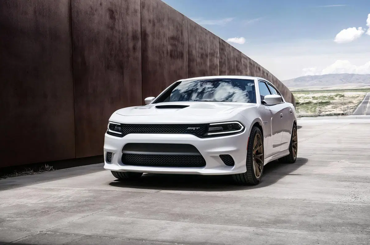 Dodge Charger e Challenger SRT Hellcat: raddoppiata la produzione per il 2016 (41)