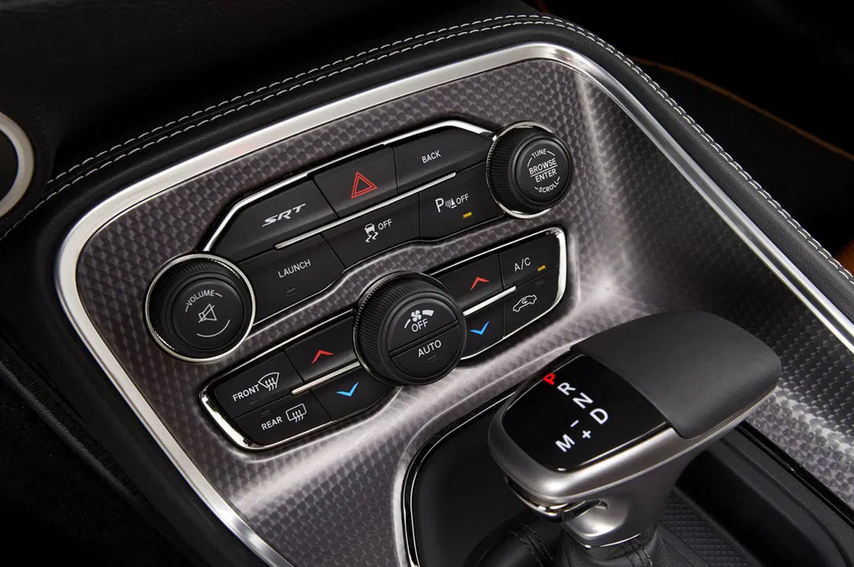 Dodge Charger e Challenger SRT Hellcat: raddoppiata la produzione per il 2016 (43)