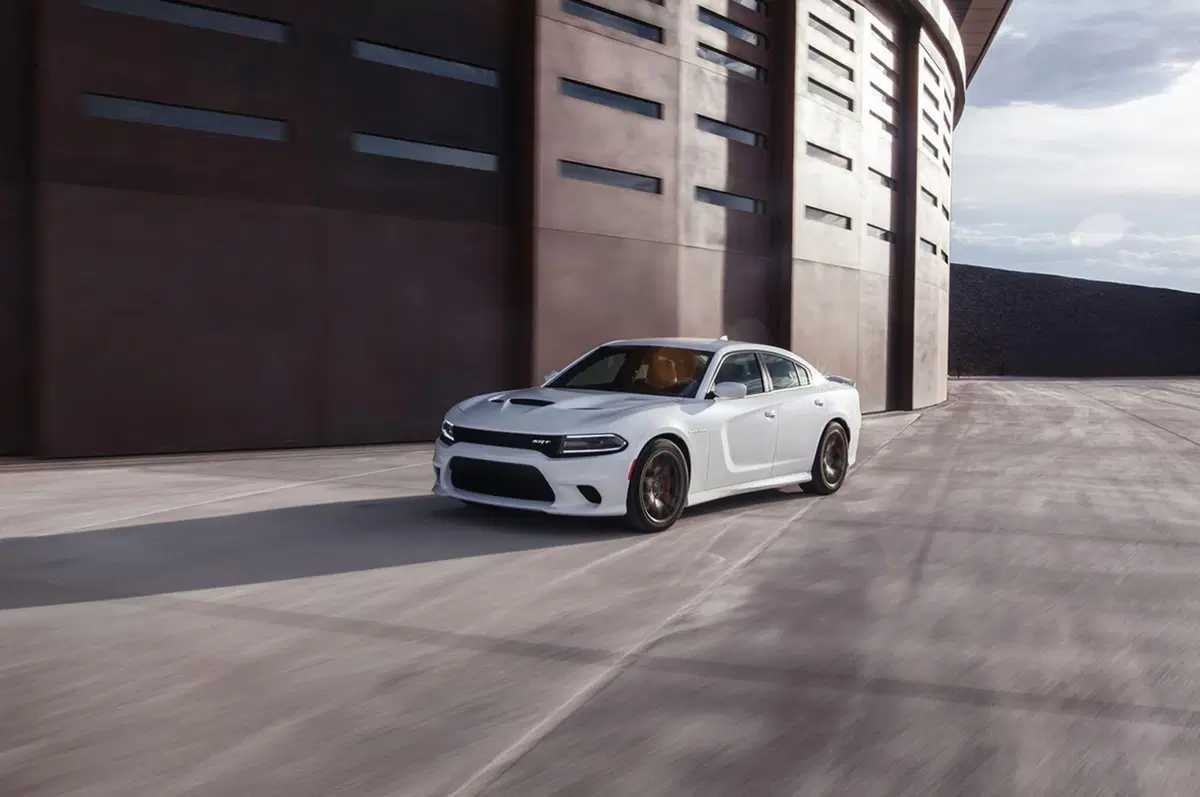 Dodge Charger e Challenger SRT Hellcat: raddoppiata la produzione per il 2016 (45)