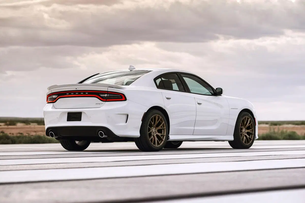 Dodge Charger e Challenger SRT Hellcat: raddoppiata la produzione per il 2016 (83)