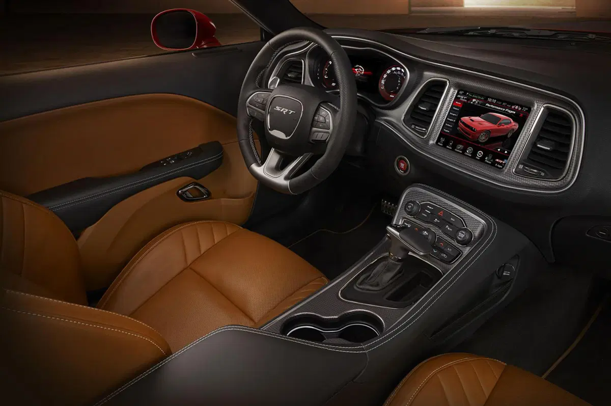Dodge Charger e Challenger SRT Hellcat: raddoppiata la produzione per il 2016 (84)