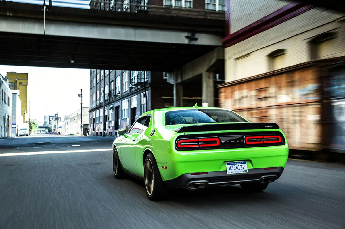 Dodge Charger e Challenger SRT Hellcat: raddoppiata la produzione per il 2016 (87)