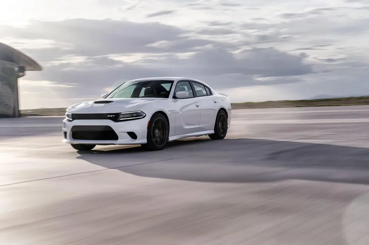 Dodge Charger e Challenger SRT Hellcat: raddoppiata la produzione per il 2016 (90)