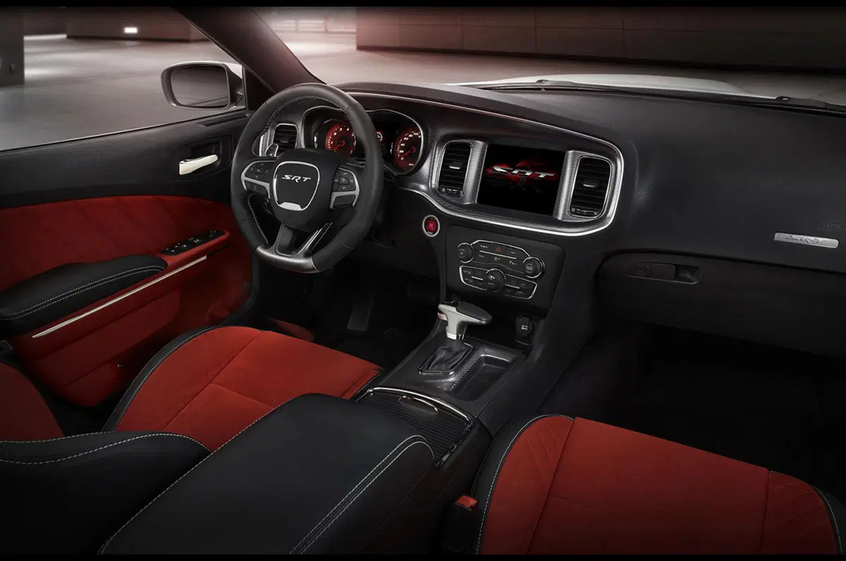 Dodge Charger e Challenger SRT Hellcat: raddoppiata la produzione per il 2016 (91)