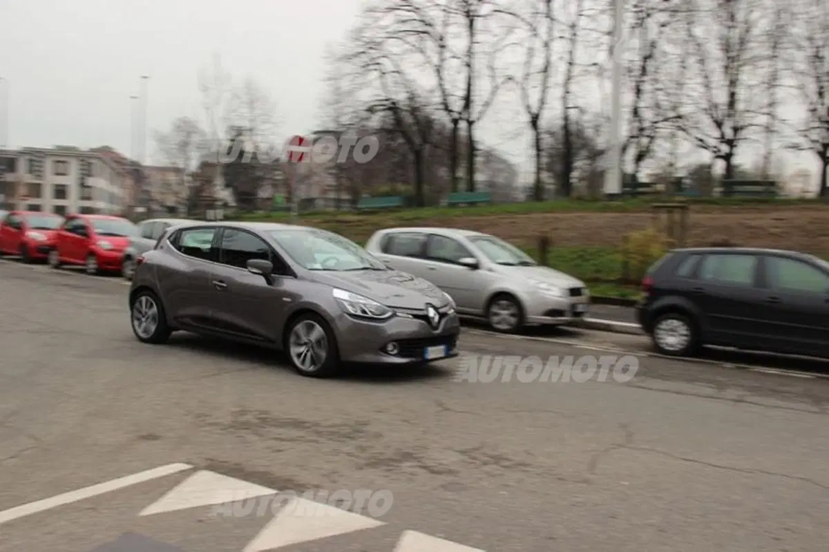 Renault Clio Costume National (3)