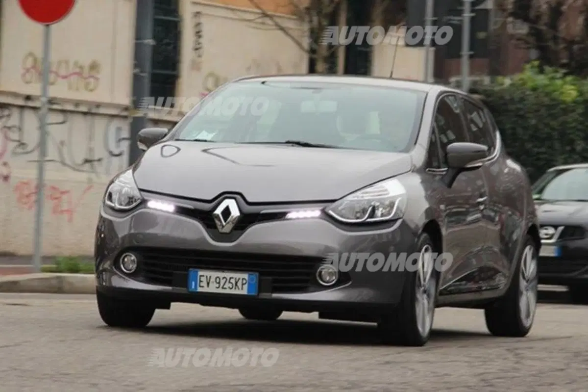 Renault Clio Costume National (9)