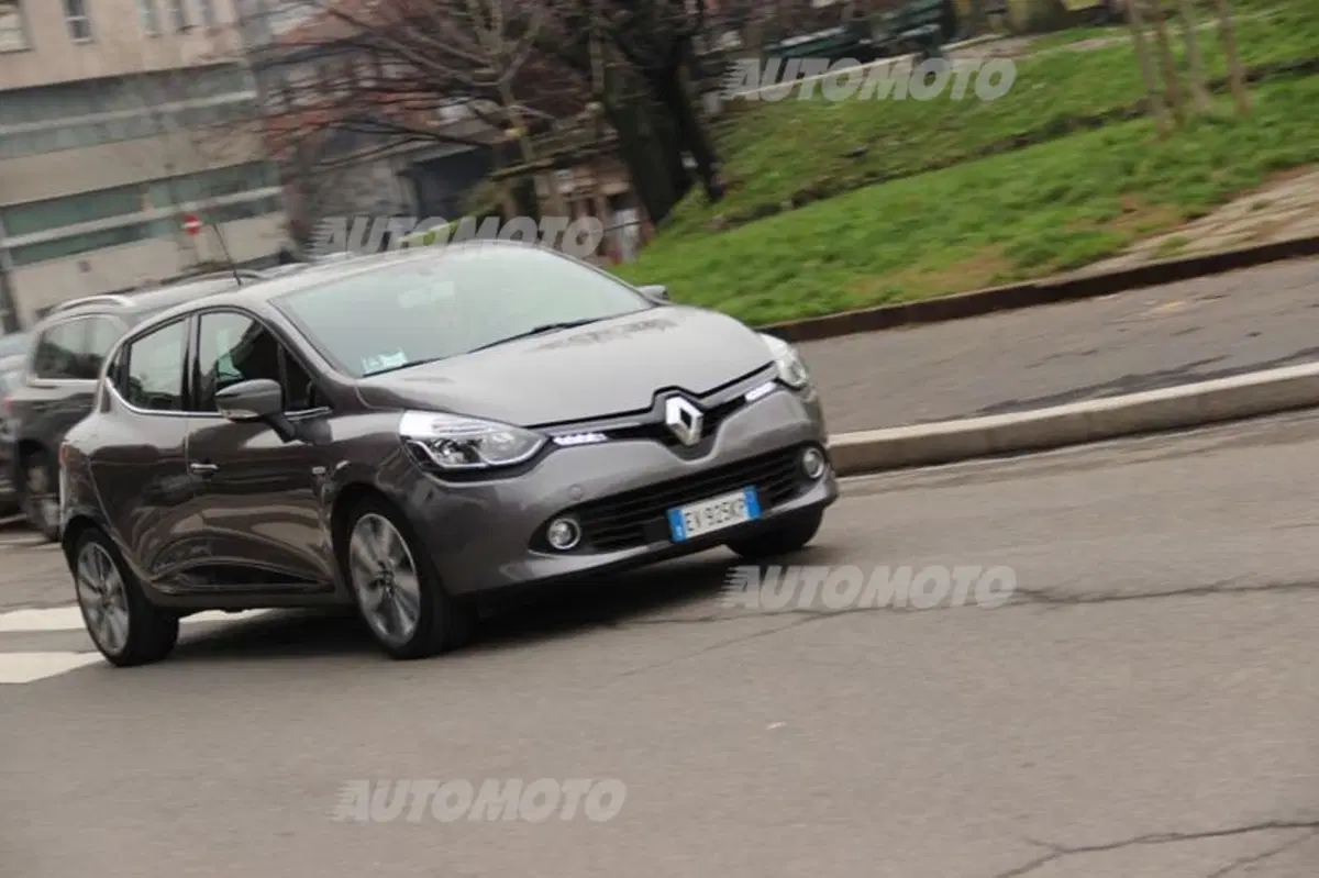 Renault Clio Costume National (14)