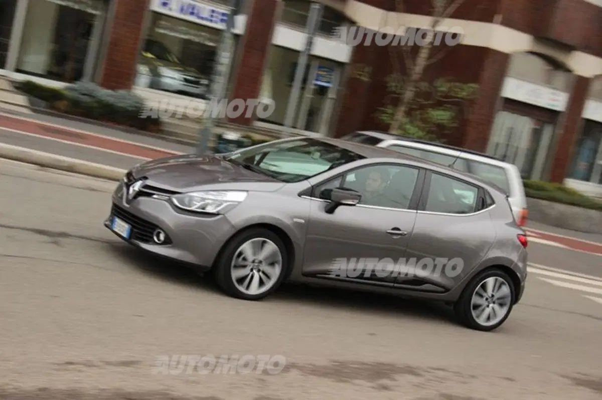 Renault Clio Costume National (19)