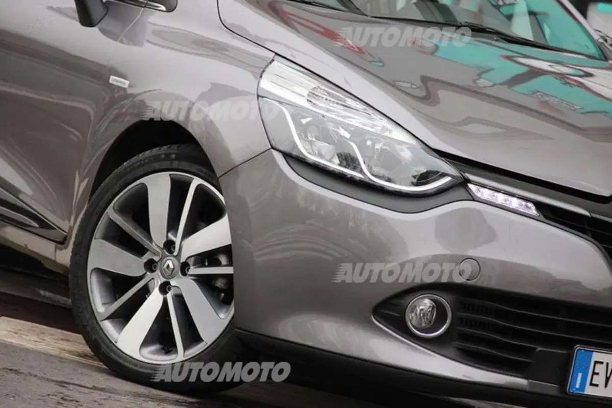 Renault Clio Costume National (23)