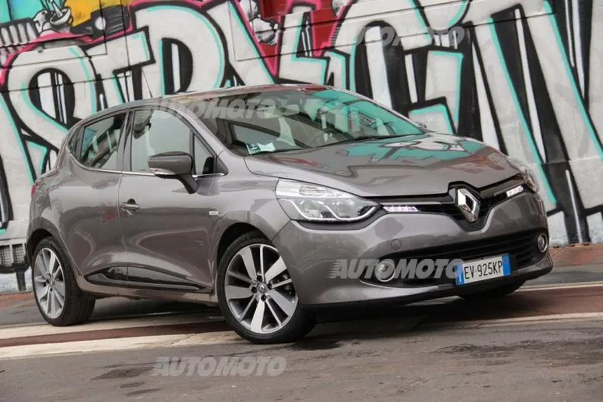 Renault Clio Costume National (27)