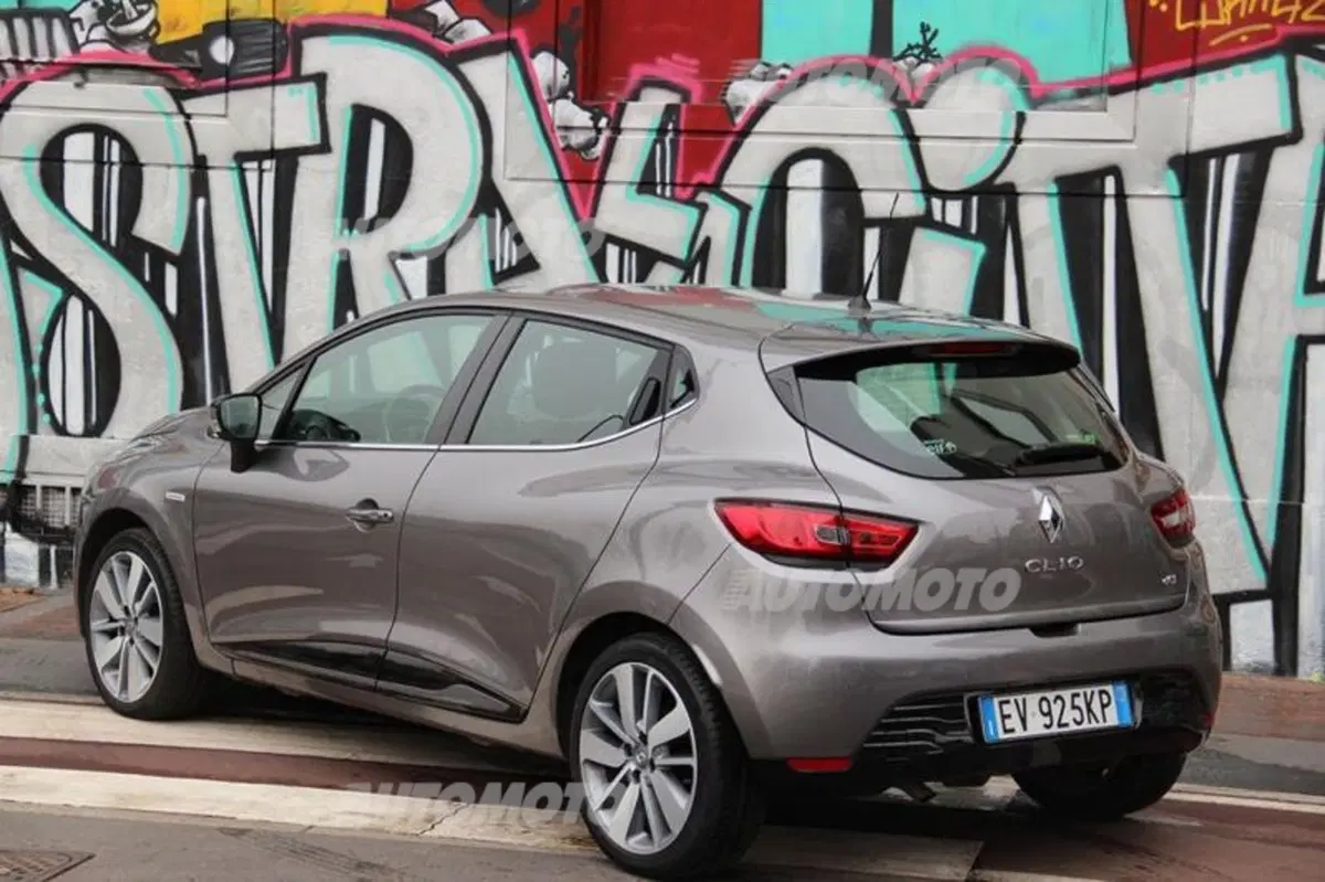 Renault Clio Costume National (41)