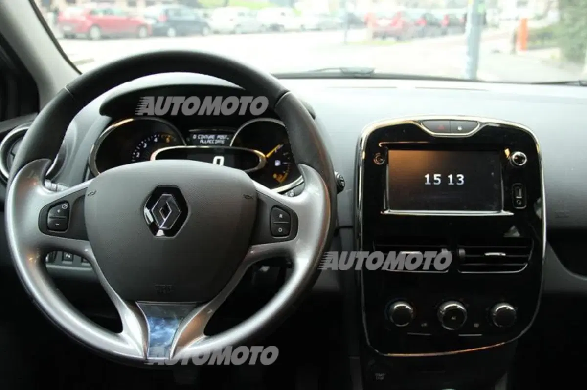 Renault Clio Costume National (48)