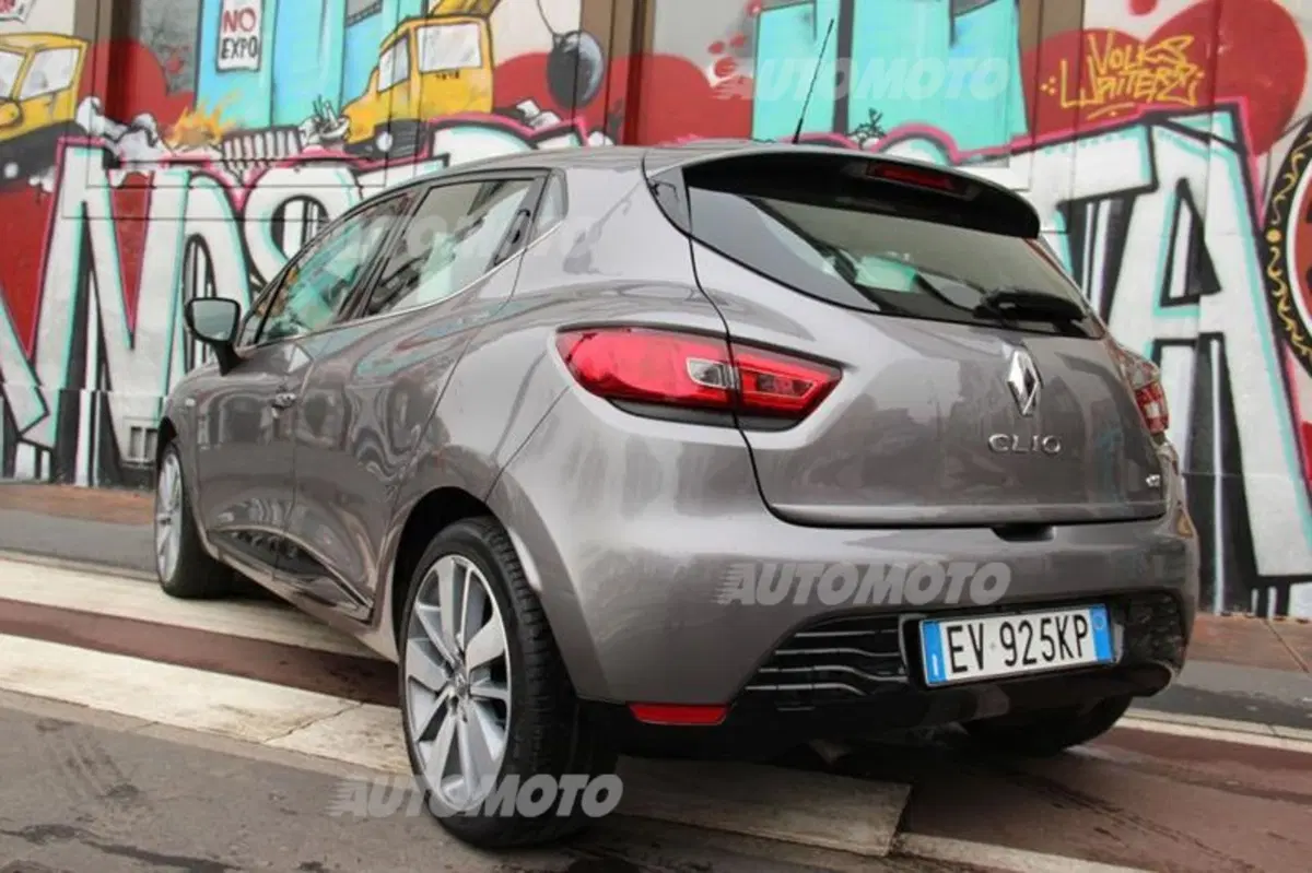 Renault Clio Costume National (50)